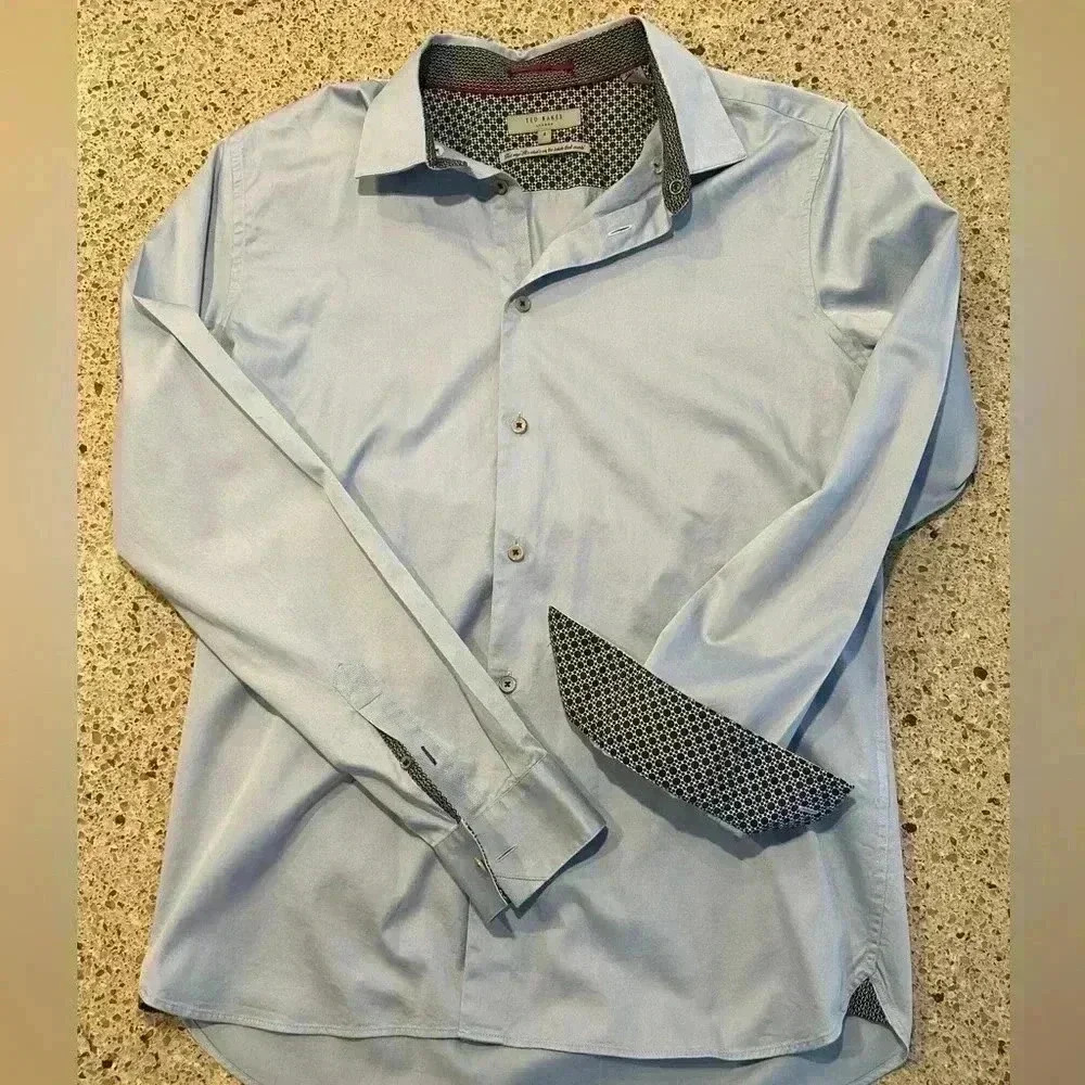 Ted Baker size 4. Very good of condition. Blue.